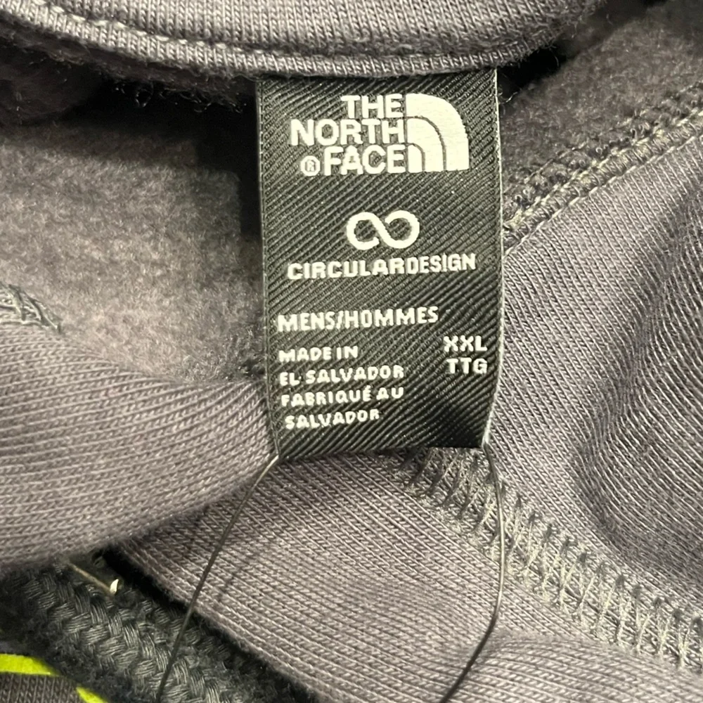 NWT North Face Men’s Hoodie